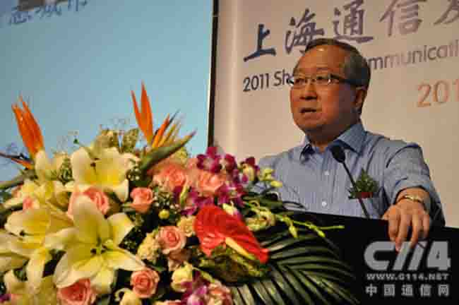 高新民：智慧城市建设应避免新瓶装老酒及纸上谈兵